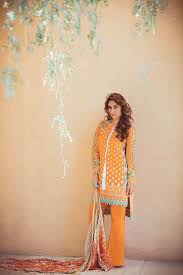 Fida Here S Kareena Kapoor S Tashan Fashion Desi Fashion Asian Outfits