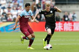 West ham xi fabianski, fredericks, diop, ogbonna, cresswell, masuaku. West Ham 0 5 Man City As It Happened Raheem Sterling Hat Trick As City Thump Hammers Football Sport Express Co Uk