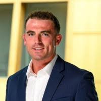 Ryan Miles's Instagram, Twitter & Facebook