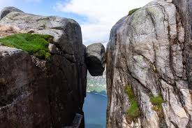 Nevertheless, there is often a queue, because if you have already taken the way there, almost everyone wants to stand on the stone to impress with the photos afterwards. Kjerag Summer Hike Beat The Crowds 2021 Stavanger