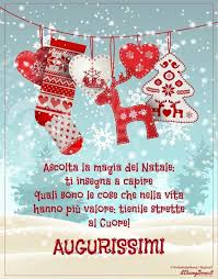 Ascolta La Magia Del Natale Ti Insegna A Capire Quali Sono Le Cose Che Nella Vita Hanno Piu Valore Tienile Strette Al Cuore Auguri Natale Buon Natale Natale