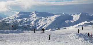 Haus klein rosental venedigersiedlung 265, 5741 neukirchen am großvenediger das haus klein rosental liegt 2 km vom zentrum von neukirchen am großvenediger und dem skigebiet wildkogel arena entfernt und bietet kostenloses wlan sowie ein apartment mit balkon und blick auf den großvenediger. Haus Klein Rosental Home