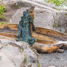 Maybe you would like to learn more about one of these? Creative Garden Ideas For Tree Stumps Lovetoknow