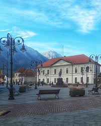 Zărnești is a town in brașov county, transylvania, romania, with a population of 21,681. Visit Zarnesti On Twitter It Snowed A Bit Zarnesti Brasov Fridayvibes Winter Fridayfeeling Mountainview Snow Citycenter Travel Romaniatravel Https T Co Xsjpxfin3p