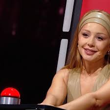 Тина Кароль обошла звездных коллег на "Голосі країни"