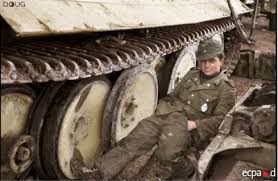 Pin On Wwii Wehrmacht Waffen ϟϟ Luftwaffe Kriegsmarine Propaganda In Color