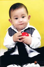 Stephen Shean's Instagram, Twitter & Facebook