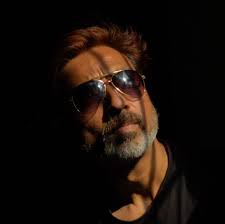 After several weeks of not painting I finally had the time to finish the  latest in my bicycle series, and likely the last for a while.