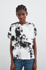 Black And White Tie Dye Shirt Womens Zara Tie Dye Shirt Womens חיפוש Google In 2020 Tie Dye Print Colorful Crop Tops Tie Dye