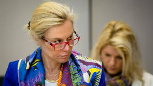 Ze komt er graag met haar gezin of honden. Vredesprijs Voor Nederlandse Vn Diplomate Sigrid Kaag Nieuws Ad Nl