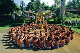 Tari kecak, Tarian Tradisional Daerah Bali - Budaya dan Kebudayaan