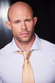 Derek Mutch's Instagram, Twitter & Facebook