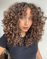 Bianca Zanatta (bizuzanatta)