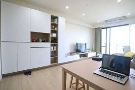 8坪2房神規劃 挑高 機能 採光完美登場 yahoo奇摩房地產 flat screen alcove bathtub alcove