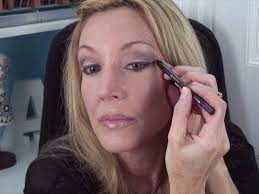How To Wear Colored Eyeshadow Over 50 Make Hooded Eyes Pop Makeup Tips For Older Women Hooded Eyes Makeup For Older Women