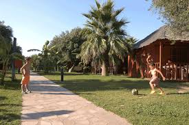 Camping caledonia es un camping familiar en tamarit, cerca de altafulla y tarragona, acogedor para disfrutar de unas vacaciones cerca del mar. Alojamiento Familiar En Los Campings De Tarragona Rutaenfamilia Com