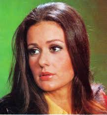 Κινηματογραφικές ταινίες στις οποίες έχει παίξει: Katia Dandoylakh Spanies Aspromayres Fwtografies Apo To Parel8on Downtown Gr