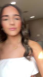 Kendra Waite's Instagram, Twitter & Facebook