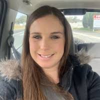 Melissa Beech's Instagram, Twitter & Facebook