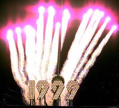 New Year S Eve In Nyc Through The Years New Year S Eve Times Square New York New Years Eve New Year S Eve Celebrations