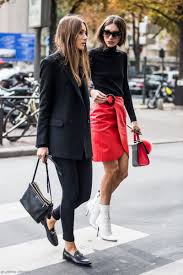 2018 Casual Chic Street Style For Women Best Looks To Wear Now 17 Street Style Chic Office Outfits Women Casual Casual Chic
