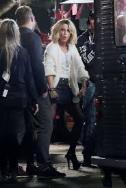 Kate beckinsale is a violent dork in an incongruous actioner. Kate Beckinsale Filming Upcoming Action Film Jolt In London 46 Gotceleb