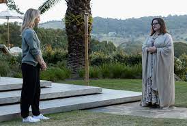 Nine perfect strangers is an upcoming american drama streaming television miniseries based on the 2018 novel of the same name by liane moriarty. Pl9fue5u Bnlom