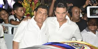 Compositor , cantante , hijo de diomedes diaz el gran martín elias no ha muerto, el vive en nuestros corazones @rolando ochoa. Cantantes Vallenatos Rendiran Homenaje Al Gran Martin Elias Semanario La Calle