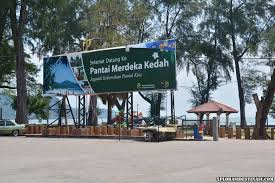 I like the beach so clean but can rent a boat to tanjung dawai. Pantai Merdeka Kedah Xplorasi Destinasi