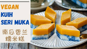 To balance the sweet and rich topping, the rice is slightly salty. How To Make A Beautiful Vegan Kuih Seri Muka Woonheng