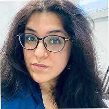 Naomi Schuster's Instagram, Twitter & Facebook