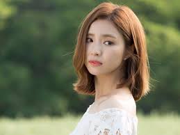 See more ideas about fesyen rambut panjang, fesyen rambut, fesyen. Ubah Rambut Ini Tren Gaya Rambut Artis Korea Tips Perawatan Cantik