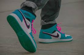 South Beach Jordan 1s W Pink Laceswap Jordan 1 Mid Air Jordans Pictures Of Shoes
