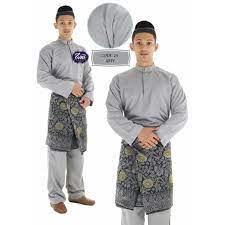 Imam dan khotib memakai jubah warna hitam, sedangkan bilal berwana hijau lumut pada bagi imam dan khotib dikepalanya memakai terbus warna merah dibalut dengan kain tipis berwarna putih, ujung kain. Sale Baju Melayu Ayah Dan Anak Warna Hitam Putih Kelabu Shopee Malaysia