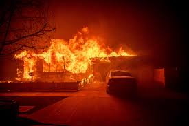 Lakers coach JJ Redick says his family evacuated and people are 'freaking  out' due to LA wildfires | WNCT