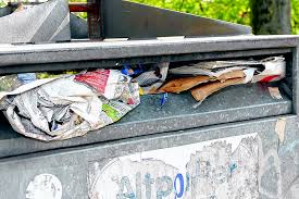 Blaue Tonnen Gegen Volle Papier Container Essen Borbeck