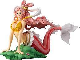 Amazon.com: Banpresto One Piece Glitter & Glamours Princess Shirahoshi A  Action Figure : Toys & Games