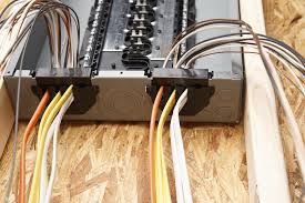 Using my 200 amp main panel for power. Square D Homeline 100 Amp 20 Space 40 Circuit Indoor Main Breaker Load Center Value Pack At Menards