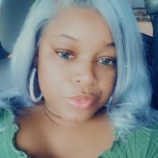 Jonie Watts's Instagram, Twitter & Facebook