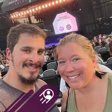 What hotels in Pensacola Beach have good beach access?