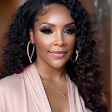 Alisha Waller's Instagram, Twitter & Facebook