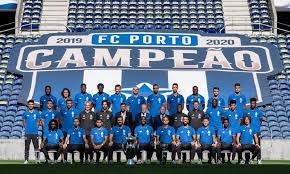 Os moradores de porto, em portugal, não estão muito contentes com a decisão da uefa para a realização da final da liga dos campeões no estádio do dragão. Liga Dos Campeoes Bayern Na Final Coloca Fc Porto No Pote 1 Maisfutebol