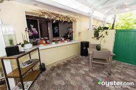 Located in key west's key west historic district neighborhood, almond tree inn is on the strip and near the beach. Almond Tree Inn Review What To Really Expect If You Stay