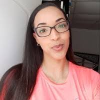 Anais Cabrera's Instagram, Twitter & Facebook