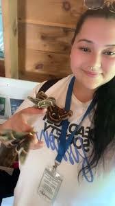 Darlene Barbour's Instagram, Twitter & Facebook