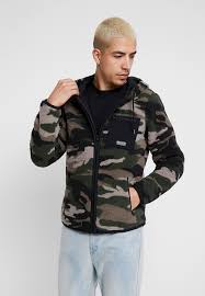 Hollister Co Exterior Sherpa Fleece Jacket Green Camo Zalando De In 2020 Zalando Grune Jacke