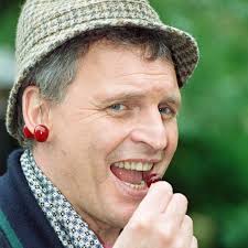 BBC EastEnders star who quit fame to live a completely different life as a  security guard