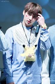Dalam 10 tahun, jungkook ingin menjadi pemilik restoran sajian daging bebek atau seorang ahli tato. Jungkook Bts Profil Jungkook Bts Profil Biografi Foto Fakta Terbaru