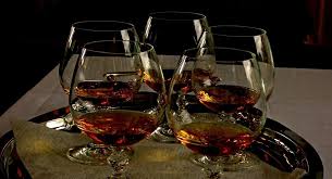 O femeie de 60 de. ToÅ£i Soferii Trebuie SÄ Stie In Cat Timp Iese Alcoolul Din Sange