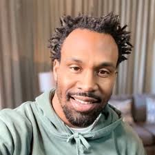 Sean Riddell (@riddell_sean)